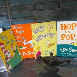 4- VINTAGE-Dr. Seuss Vibrant Book Collection -